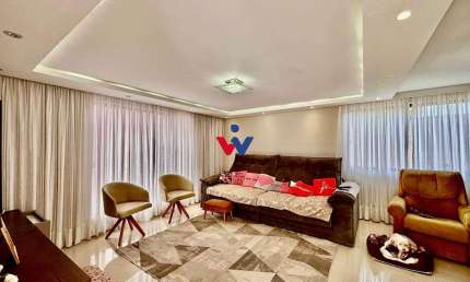Sobrado para venda em Alto Boqueirão de 165.00m² com 3 Quartos, 1 Suite e 4 Garagens