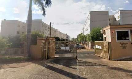 Apartamento para venda em Parque Laranjeiras de 45.00m² com 2 Quartos e 1 Garagem
