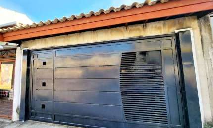 Sobrado para venda em Ipanema Ville de 125.00m² com 3 Quartos, 1 Suite e 2 Garagens
