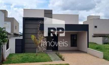 Casa de Condomínio para venda em Real Sul de 153.00m² com 3 Quartos, 3 Suites e 2 Garagens