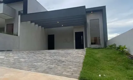 Casa para venda em Jardim Villagio Milano de 220.00m² com 3 Quartos, 1 Suite e 4 Garagens