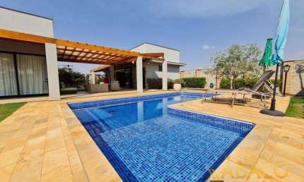 Chácara para venda em Quinta Dos Buritis de 336.45m² com 3 Quartos, 2 Suites e 8 Garagens