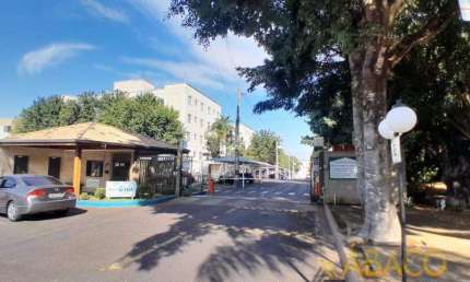Apartamento para alugar em Jardim Jockey Clube de 48.00m² com 2 Quartos e 1 Garagem