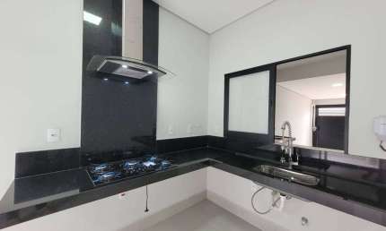 Casa para venda em Residencial Ouro Verde de 110.00m² com 2 Quartos, 1 Suite e 2 Garagens