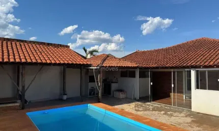 Casa para venda em Jardim Santa Angelina de 322.00m² com 4 Quartos, 4 Suites e 4 Garagens