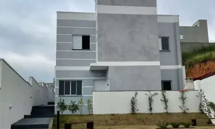 Casa para venda em Vila São Paulo de 72.00m² com 2 Quartos, 2 Suites e 1 Garagem