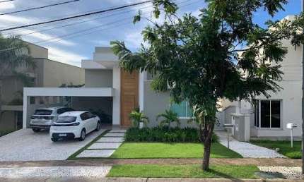 Casa de Condomínio para venda em Condominio Parque Das Quaresmeiras de 220.00m² com 3 Quartos, 3 Suites e 4 Garagens