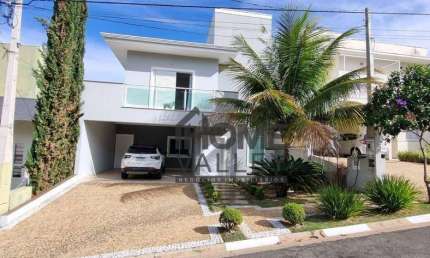 Casa de Condomínio para venda em Condomínio Le Village de 220.00m² com 3 Quartos, 3 Suites e 4 Garagens