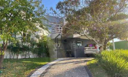 Casa de Condomínio para venda em Jardim Paulista Ii de 327.00m² com 3 Quartos, 3 Suites e 4 Garagens