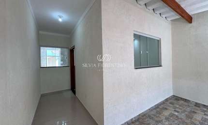 Casa para venda em Jardim Continental de 125.00m² com 2 Quartos, 1 Suite e 1 Garagem