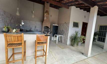 Casa para venda em Jardim América de 138.00m² com 3 Quartos e 2 Garagens