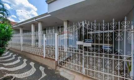Casa para venda em Jardim Belvedere de 343.00m² com 4 Quartos, 1 Suite e 4 Garagens