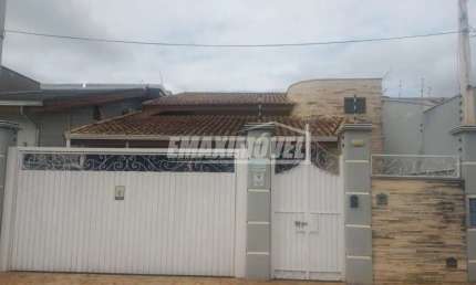 Casa para venda em Jardim Maria Do Carmo de 180.00m² com 3 Quartos, 1 Suite e 5 Garagens