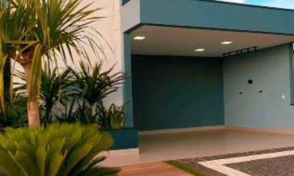 Casa para venda em Estância Hípica de 180.00m² com 3 Quartos, 1 Suite e 4 Garagens