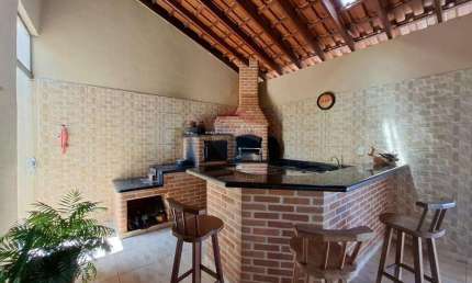 Casa para venda em Jardim Professor Antônio Palocci de 167.00m² com 3 Quartos, 1 Suite e 2 Garagens