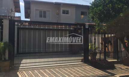 Casa para venda em Jardim Izafer de 195.00m² com 3 Quartos, 1 Suite e 4 Garagens