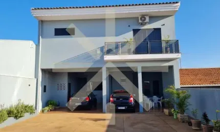 Casa para venda em Parque Delta de 115.00m² com 3 Quartos e 8 Garagens