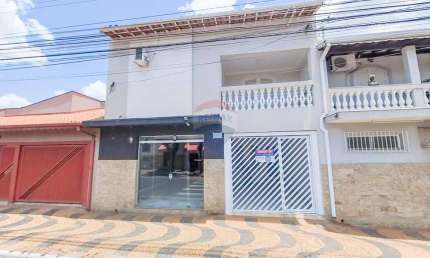Sobrado para venda em Centro de 189.17m² com 3 Quartos e 1 Garagem