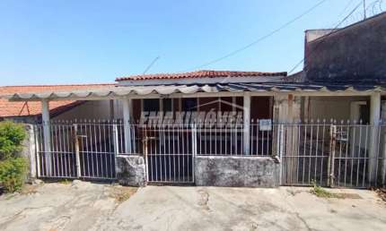 Casa para alugar em Jardim Simus de 229.00m² com 4 Quartos, 1 Suite e 1 Garagem