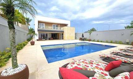 Casa de Condomínio para venda e aluguel em Granja Viana de 550.00m² com 5 Quartos, 2 Suites e 6 Garagens