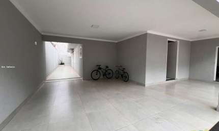 Casa para venda em Icaray de 500.00m² com 4 Quartos, 2 Suites e 7 Garagens