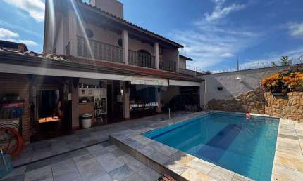 Casa para alugar em Jardim Califórnia de 360.90m² com 4 Quartos e 3 Suites