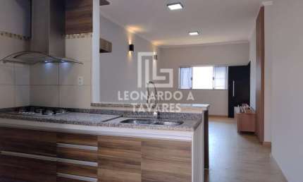 Casa para venda em Residencial Do Bosque de 178.00m² com 3 Quartos, 1 Suite e 3 Garagens