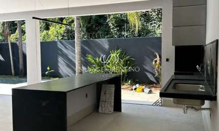 Casa para venda em Vila Costa de 464.00m² com 4 Quartos, 4 Suites e 2 Garagens