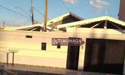 Casa para venda em Vila Geny de 197.00m² com 3 Quartos, 1 Suite e 4 Garagens