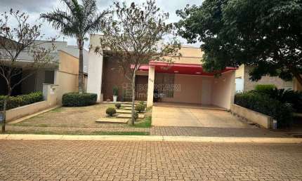 Casa de Condomínio para venda em Jardim Salto Grande de 183.00m² com 3 Quartos, 3 Suites e 2 Garagens