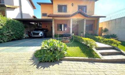 Casa de Condomínio para venda em Granja Viana de 250.00m² com 3 Quartos, 1 Suite e 4 Garagens