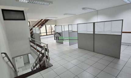 Prédio Comercial para alugar em CENTRO de 300.00m² com 6 Quartos