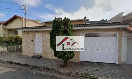 Casa para venda em Jardim São Judas Tadeu de 250.00m² com 3 Quartos, 1 Suite e 4 Garagens