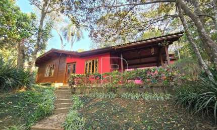 Casa de Condomínio para venda em Granja Viana de 200.00m² com 3 Quartos, 3 Suites e 2 Garagens