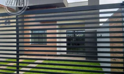 Casa para venda em Guaratuba de 66.00m² com 2 Quartos, 1 Suite e 1 Garagem