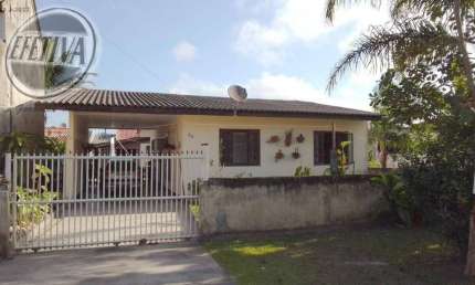 Casa para venda em Guaratuba de 120.00m² com 3 Quartos e 2 Garagens