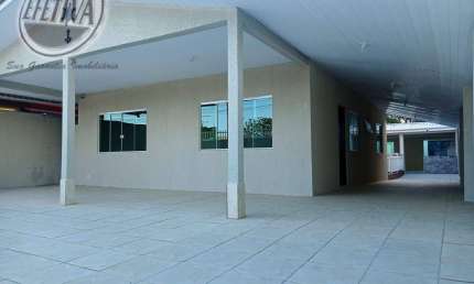 Casa para venda em Pontal Do Paraná de 255.00m² com 6 Quartos, 2 Suites e 9 Garagens