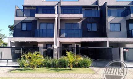 Sobrado para venda em Matinhos de 142.00m² com 3 Quartos, 1 Suite e 2 Garagens