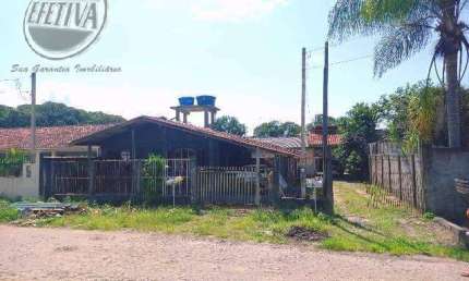 Casa para venda em Matinhos de 120.00m² com 4 Quartos, 1 Suite e 4 Garagens