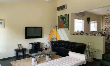 Casa de Condomínio para venda em Condomínio Granja Olga I de 246.00m² com 3 Quartos, 1 Suite e 4 Garagens