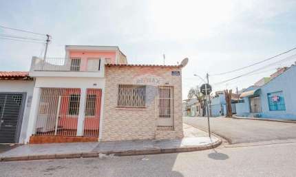 Casa para venda em Vila Barcelona de 45.00m² com 2 Quartos e 3 Garagens