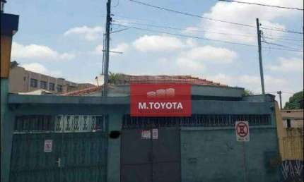 Casa para venda e aluguel em Centro de 220.00m² com 3 Quartos, 1 Suite e 6 Garagens