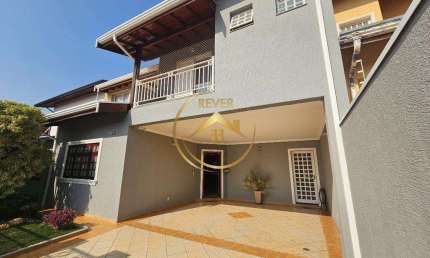 Casa para venda em Parque Das Flores de 260.33m² com 3 Quartos, 3 Suites e 4 Garagens