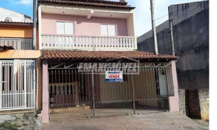 Casa para venda em Jardim São Guilherme de 170.00m² com 3 Quartos, 1 Suite e 2 Garagens