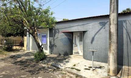 Casa para venda em Jardim Casa Grande de 160.00m² com 3 Quartos, 1 Suite e 4 Garagens