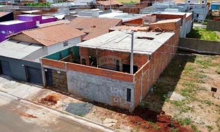 Casa para venda em Jardim Guaçu-mirim Ii de 150.00m² com 3 Quartos, 1 Suite e 2 Garagens