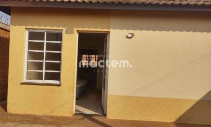 Casa para venda em Jardim Cristo Redentor de 50.00m² com 2 Quartos e 2 Garagens