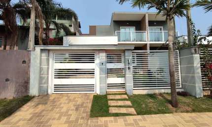 Casa para venda em Parque Florianópolis de 132.45m² com 3 Quartos, 1 Suite e 2 Garagens