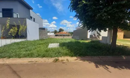 Terreno para venda em Residencial Village Damha de 295.00m²