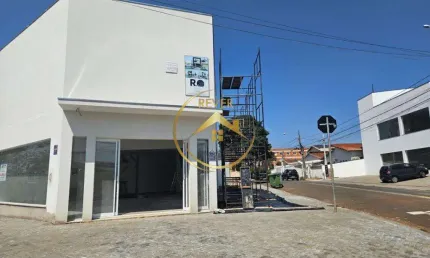 Loja para venda em Jardim Guanabara de 180.00m² com 10 Garagens